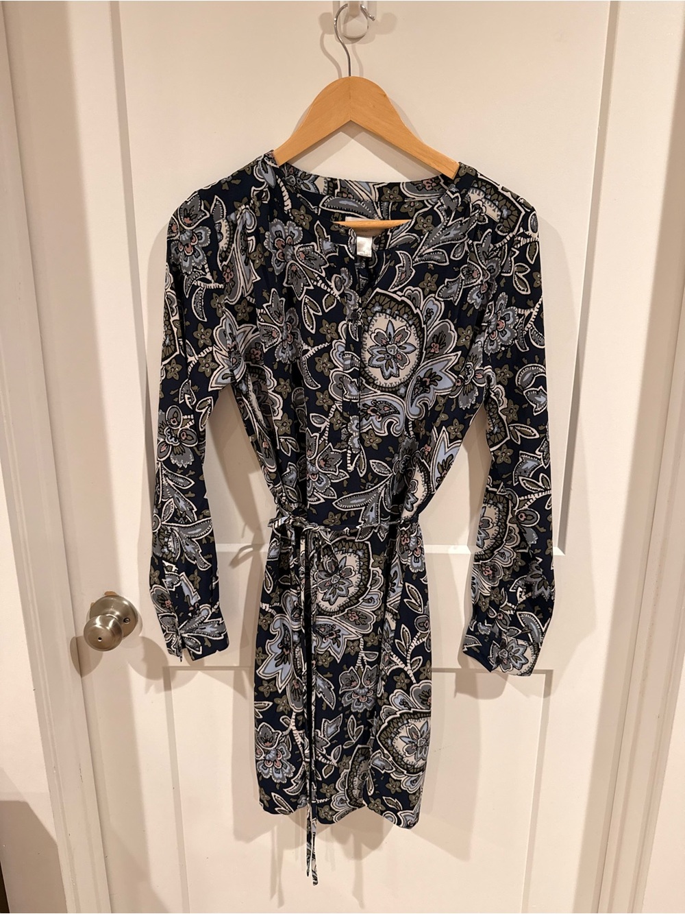 LOFT Women’s Navy Paisley Tie-Waist Dress